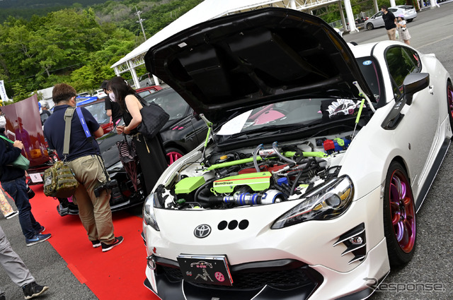 GIRLS CAR COLLECTIONコンテストの様子