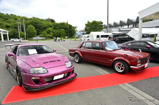 GIRLS CAR COLLECTIONコンテストの様子