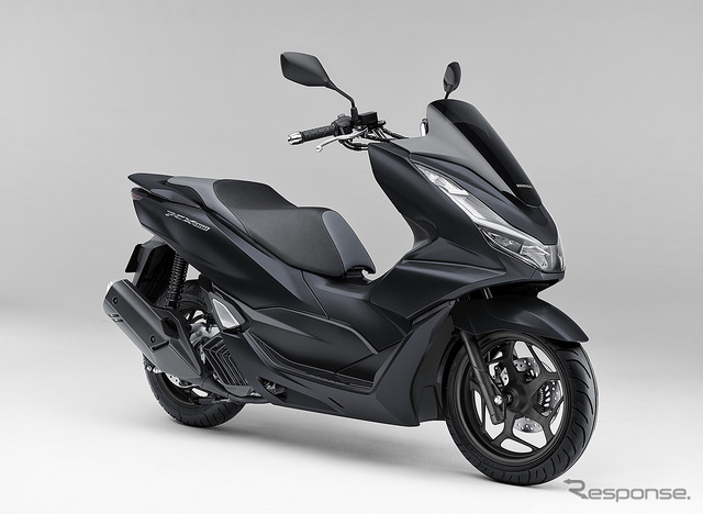 ホンダ PCX160（マットギャラクシーブラックメタリック）