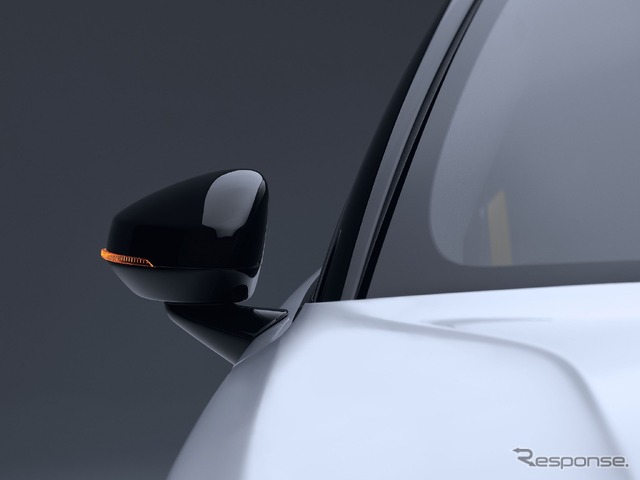ポールスター2 の「BSTエディション270」