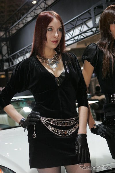 【東京オートサロン09】写真蔵…NITTO