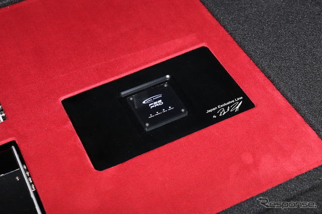 「DSP」を搭載したオーディオカーの一例(アークオーディオ・PS8-PRO、ジャンライン&パートナーズ・デモカー)。
