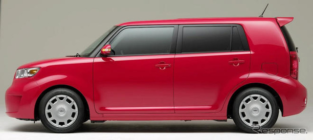 【デトロイトモーターショー09】サイオンxB に限定車