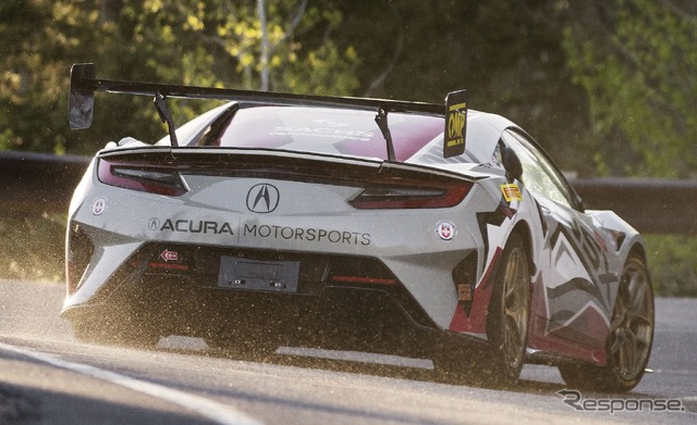 アキュラ NSX タイプS の「パイクスピーク国際ヒルクライム」参戦車両
