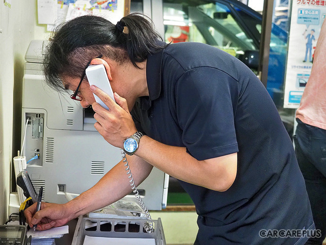 プロ御用達だけど、フロントにはクルマに詳しくないスタッフ?…気軽に入店できる秀和自動車興業