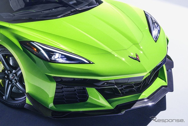 シボレー・コルベット Z06 新型のミントグリーン仕様