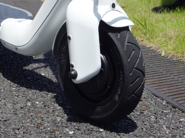 ストリーモ(プロトタイプ)。ホイールインモーターを装備する。