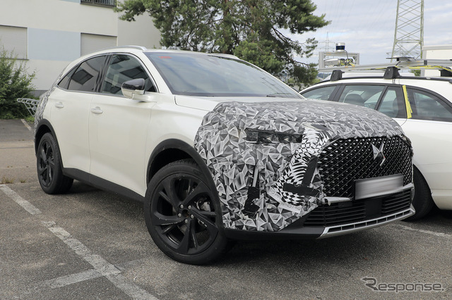 DS 7 クロスバック 改良新型プロトタイプ(スクープ写真)