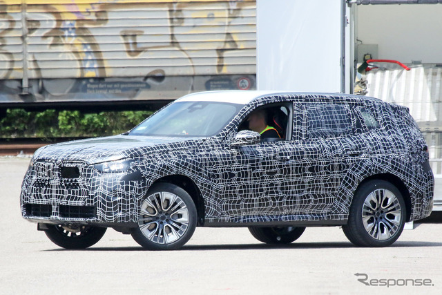 BMW X3 次期型プロトタイプ(スクープ写真)