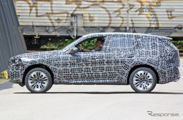 BMW X3 次期型プロトタイプ(スクープ写真)