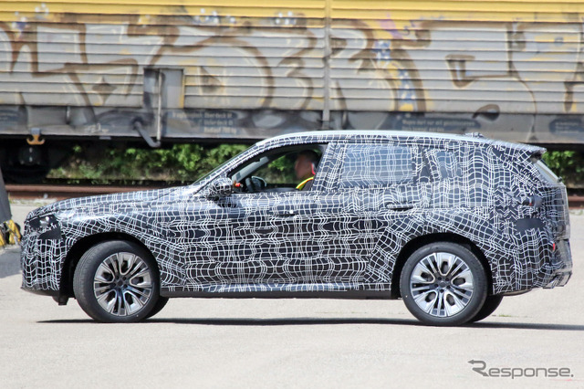 BMW X3 次期型プロトタイプ(スクープ写真)