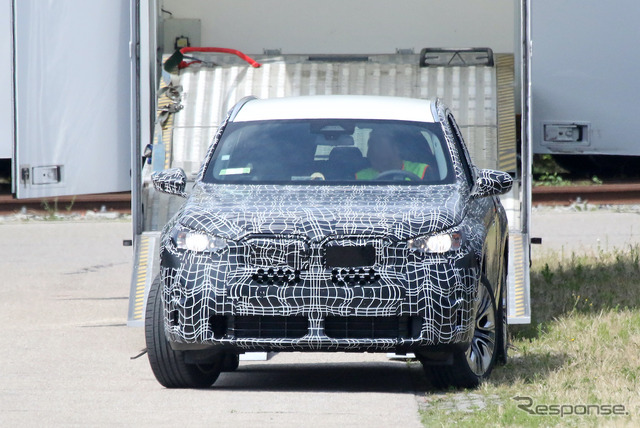 BMW X3 次期型プロトタイプ(スクープ写真)