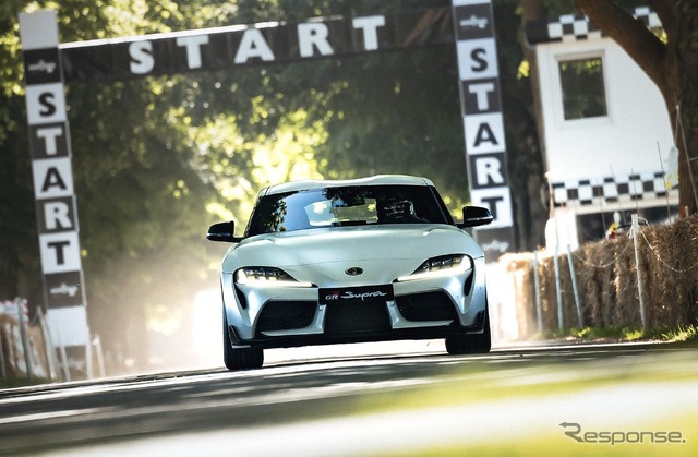トヨタ GR スープラ の6速MT車(グッドウッド2022)