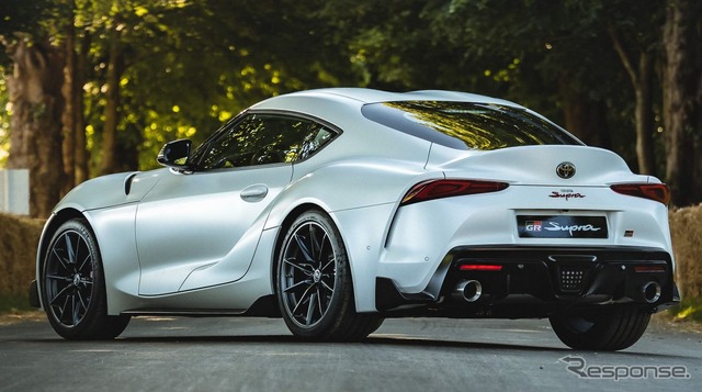トヨタ GR スープラ の6速MT車(グッドウッド2022)