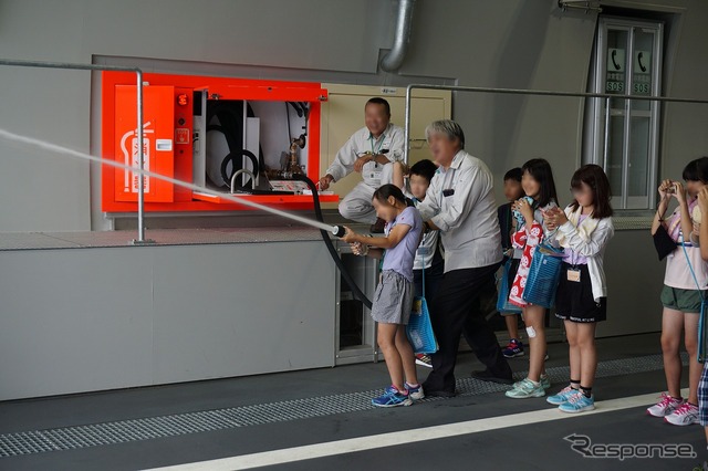 トンネル非常用設備（放水・水噴霧）体験