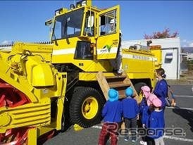 高速道路で働く車の見学（イメージ）