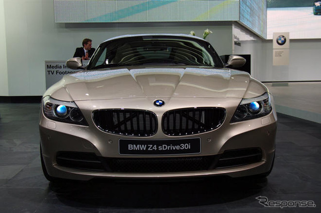 【デトロイトモーターショー09】BMW Z4 新型 電動メタルトップ採用…SCL