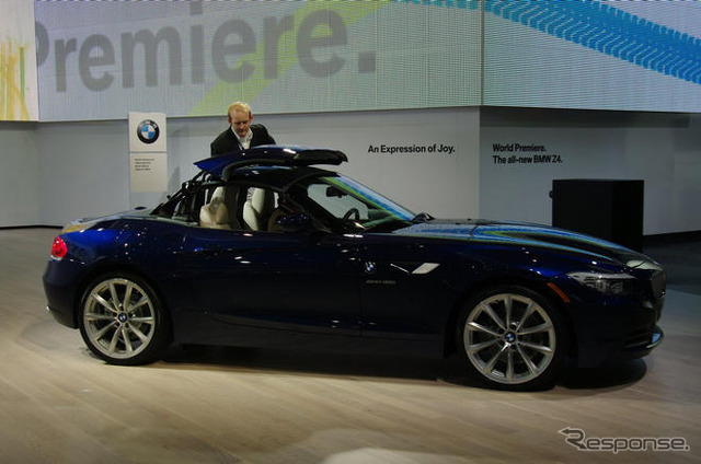 【デトロイトモーターショー09】BMW Z4 新型 電動メタルトップ採用…SCL
