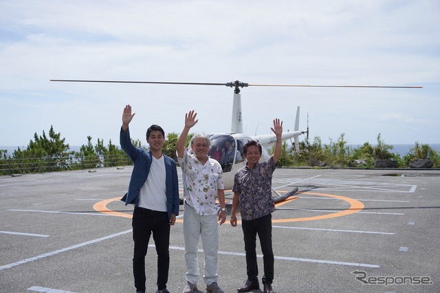 左からSpace Aviation 保田晃宏社長、かりゆしグループ 平良朝敬会長、かりゆし 玉城智司社長(左)、