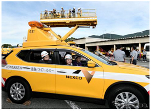 道路パトロールカー乗車体験