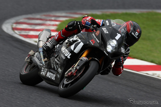 4番手の#1 Yoshimura SERT Motul(グレッグ・ブラック/ザビエル・シメオン/シルバン・ギントーリ/渡辺一樹)