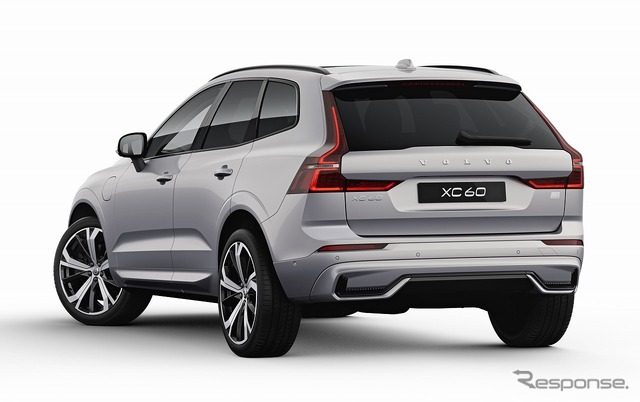 ボルボ XC60 リチャージ アルティメット T6 AWD プラグインハイブリッド