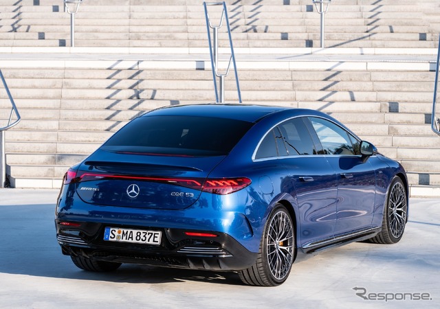 メルセデスAMG EQE 53 4MATIC+