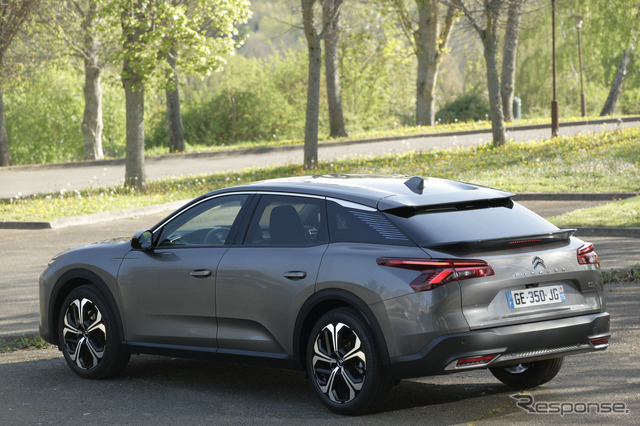 シトロエン C5 X ピュアテック180(海外仕様)
