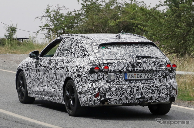 アウディ RS4アバント 次期型プロトタイプ(スクープ写真)