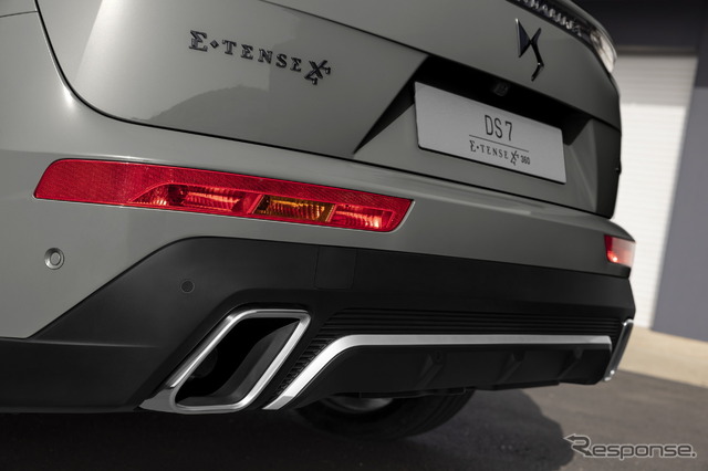 DS 7 改良新型の「E-TENSE 4x4 360」