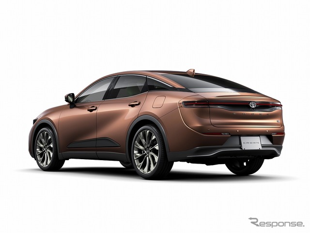 トヨタ クラウン(クロスオーバー) G アドバンスド レザーパッケージ(プレシャスブロンズ)<オプション装着車>