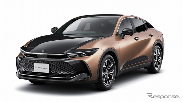 トヨタ クラウン(クロスオーバー) G(ブラック×プレシャスブロンズ)<オプション装着車>