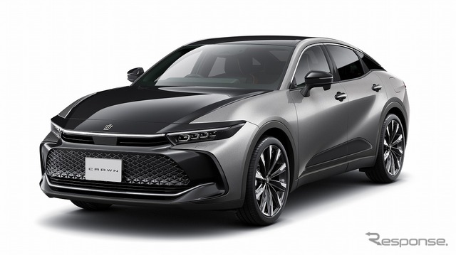 トヨタ クラウン(クロスオーバー) RS(ブラック×プレシャスメタル)<オプション装着車>
