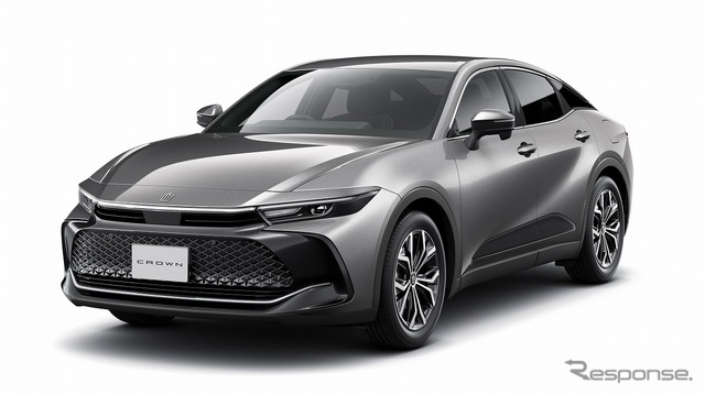 トヨタ クラウン(クロスオーバー) RS(プレシャスメタル)<オプション装着車>
