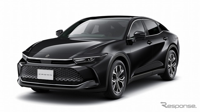 トヨタ クラウン(クロスオーバー) RS(ブラック)<オプション装着車>