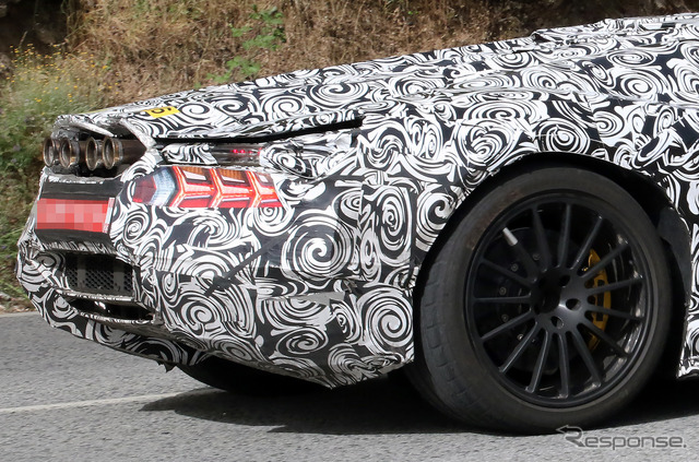 ランボルギーニの新型フラッグシップモデル(スクープ写真)