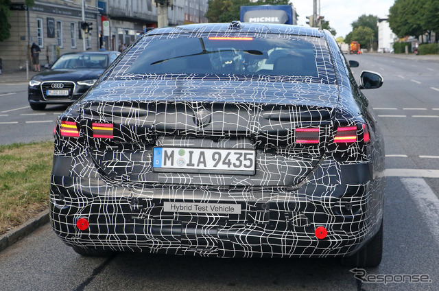 BMW 5シリーズ 次期型プロトタイプ(スクープ写真)