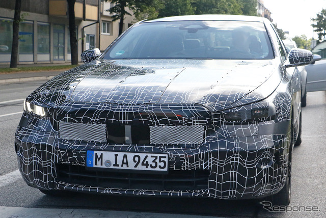 BMW 5シリーズ 次期型プロトタイプ(スクープ写真)