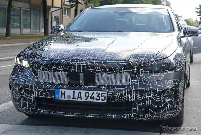 BMW 5シリーズ 次期型プロトタイプ(スクープ写真)