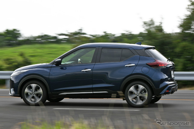 日産 キックス 改良新型で追加された4WDの「X FOUR」(写真はスタイルエディション)