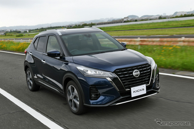 日産 キックス 改良新型で追加された4WDの「X FOUR」(写真はスタイルエディション)