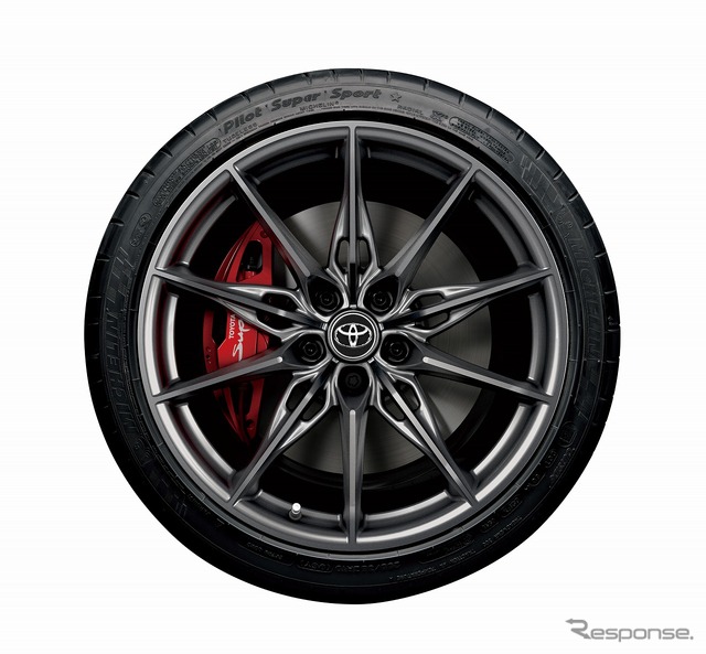 トヨタ スープラ RZ (19インチ鍛造アルミホイール)