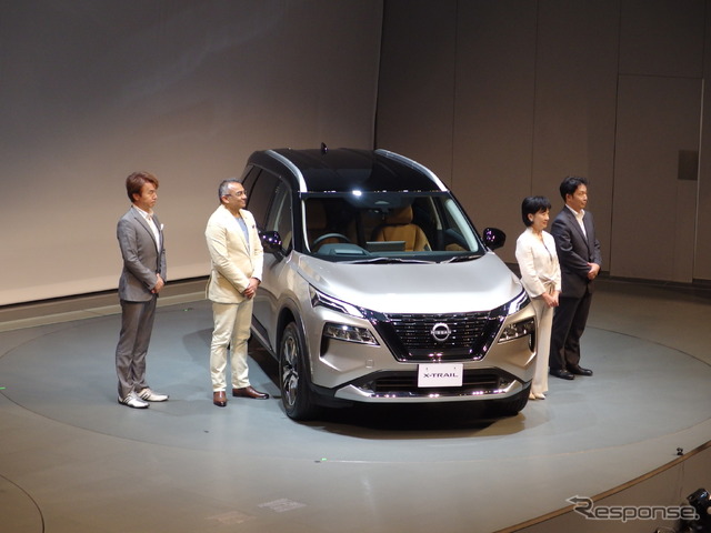 日産エクストレイル新型発表会