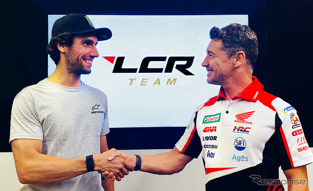 アレックス・リンス選手（左）とルーチョ・チェッキネロ氏（右）