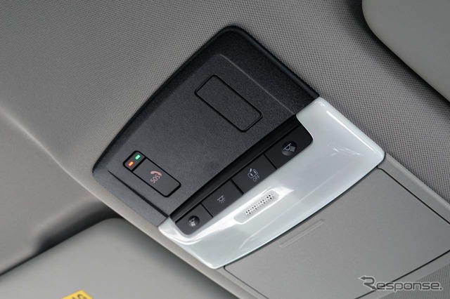 Nissan Connectで標準機能となっている「SOSコール」