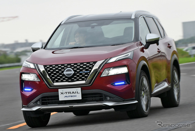 日産 エクストレイル 新型(AUTECH)