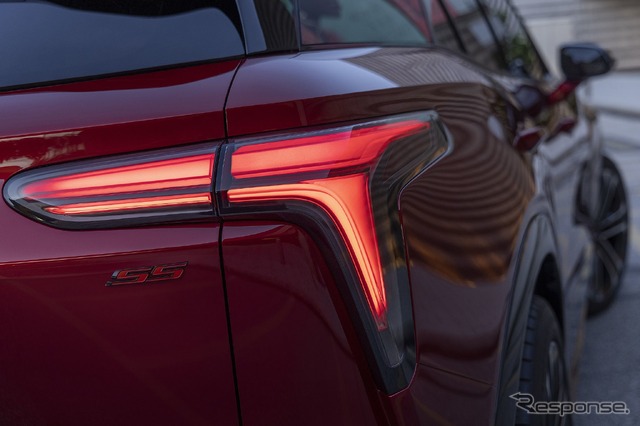 シボレー・ブレイザーEV の「SS」