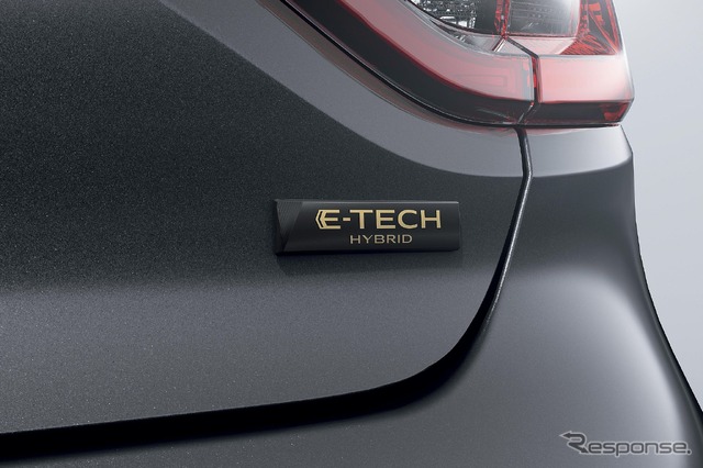 ルノー・クリオ ( ルーテシア に相当)の「E-TECHエンジニアード」(欧州仕様)