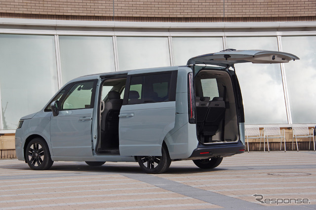 ホンダ ステップワゴン 新型(AIR e:HEV)