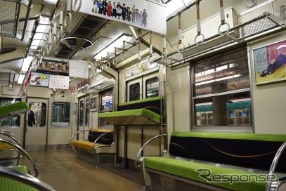 展示される5551号ではこのような座席昇降も可能。